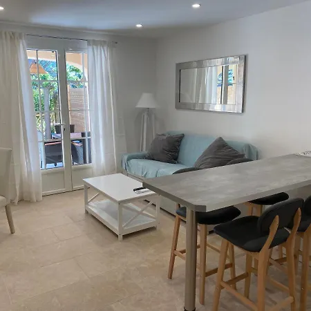 D'hotes Les Amandiers Pensjonat Saint-Tropez