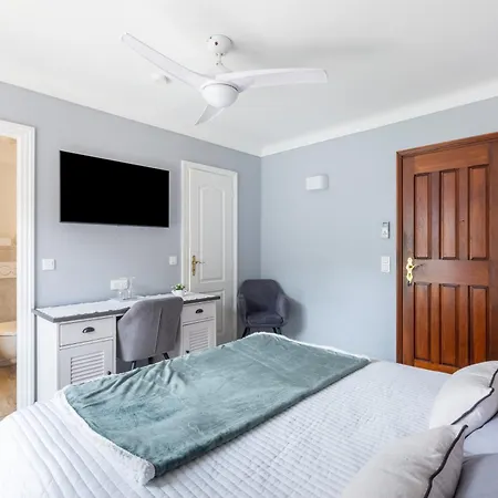 بيت ضيافة D'hotes Les Amandiers سان تروبيه