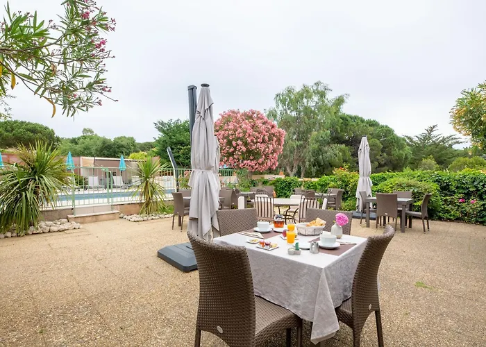 D'hotes Les Amandiers 4*